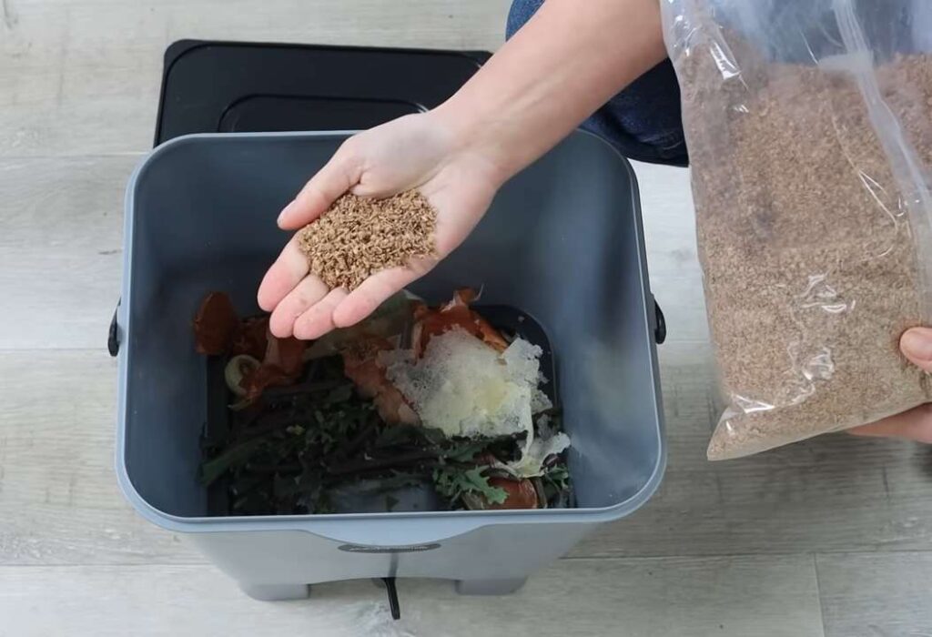 remplissage composteur bokasi